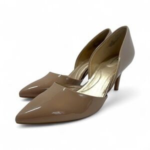 Bandilino Tan Women's Patent Pumps